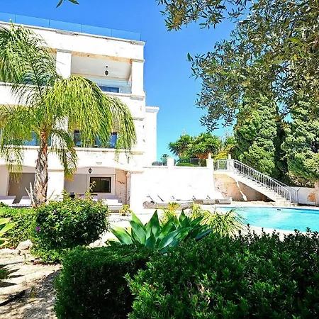 Amelia 2 Villa Coral Bay