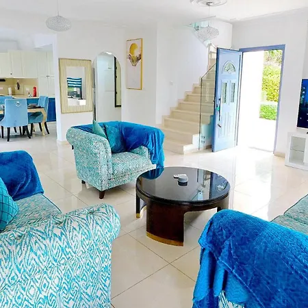 Villa Amelia 2 Coral Bay