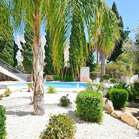 Villa Amelia 2 *